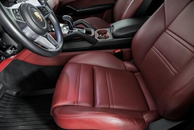 2022 Porsche Cayenne Coupe   - Photo 22 - Joliet, IL 60435