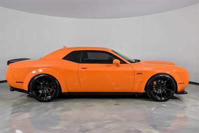 2020 Dodge Challenger SRT Super Stock - Photo 14 - Joliet, IL 60435