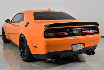 2020 Dodge Challenger SRT Super Stock - Photo 10 - Joliet, IL 60435