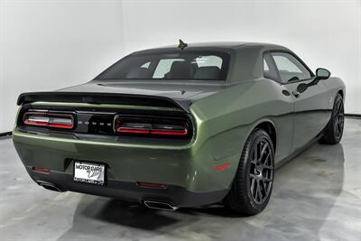 2019 Dodge Challenger R/T Scat Pack   - Photo 12 - Joliet, IL 60435
