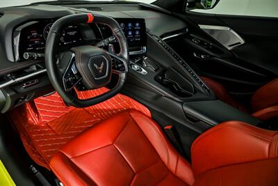 2020 Chevrolet Corvette Stingray 3LT   - Photo 23 - Joliet, IL 60435