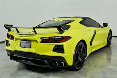 2020 Chevrolet Corvette Stingray 3LT   - Photo 12 - Joliet, IL 60435