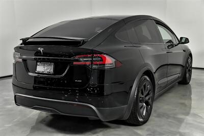 2022 Tesla Model X Plaid   - Photo 11 - Joliet, IL 60435