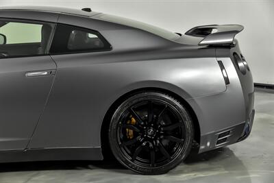 2012 Nissan GT-R Premium-MATTE GRAY WRAP   - Photo 12 - Joliet, IL 60435