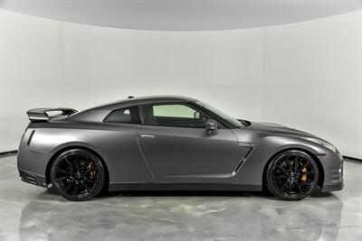 2012 Nissan GT-R Premium-MATTE GRAY WRAP   - Photo 9 - Joliet, IL 60435