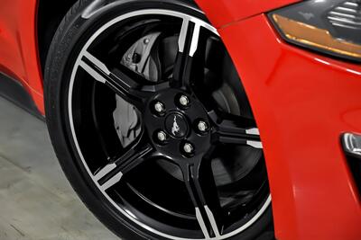 2019 Ford Mustang GT   - Photo 4 - Joliet, IL 60435