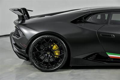 2019 Lamborghini Huracan LP 640-4 Performante   - Photo 13 - Joliet, IL 60435