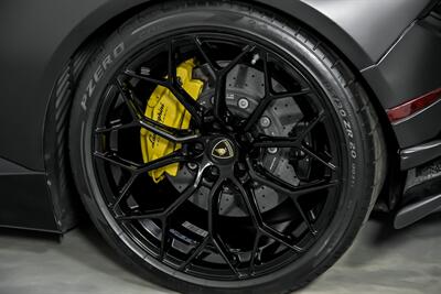 2019 Lamborghini Huracan LP 640-4 Performante   - Photo 18 - Joliet, IL 60435