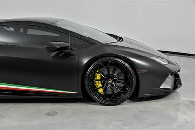 2019 Lamborghini Huracan LP 640-4 Performante   - Photo 15 - Joliet, IL 60435