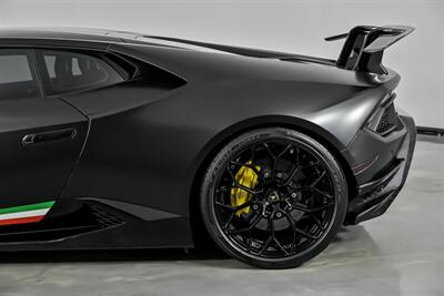 2019 Lamborghini Huracan LP 640-4 Performante   - Photo 9 - Joliet, IL 60435