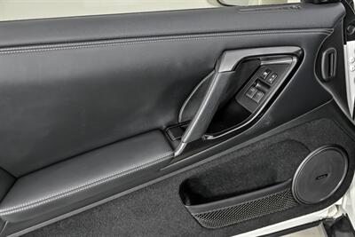 2016 Nissan GT-R Premium   - Photo 19 - Joliet, IL 60435