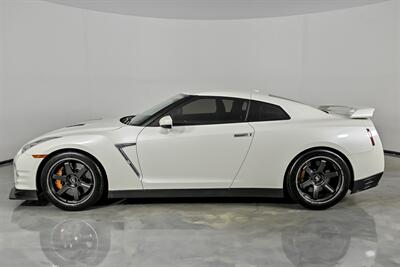 2016 Nissan GT-R Premium   - Photo 8 - Joliet, IL 60435