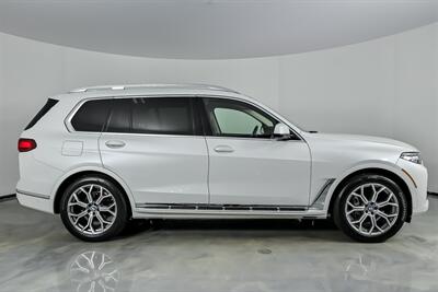 2022 BMW X7 xDrive40i   - Photo 13 - Joliet, IL 60435