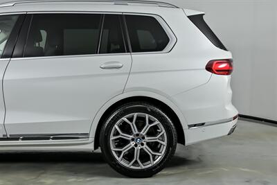 2022 BMW X7 xDrive40i   - Photo 8 - Joliet, IL 60435