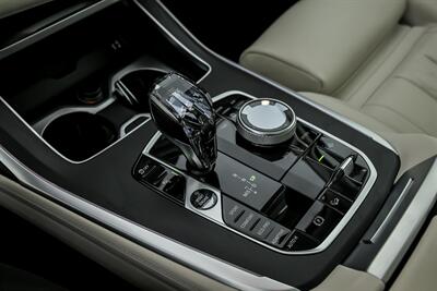 2022 BMW X7 xDrive40i   - Photo 35 - Joliet, IL 60435