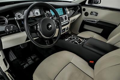 2014 Rolls-Royce Ghost -1 OWNER & CLEAN CARFAX-LIKE NEW! - Photo 20 - Joliet, IL 60435