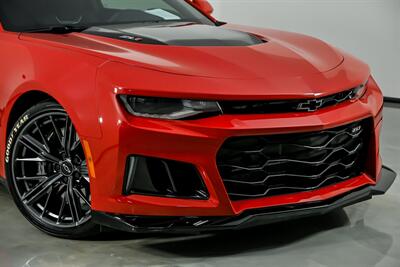 2022 Chevrolet Camaro ZL1 - Photo 2 - Joliet, IL 60435