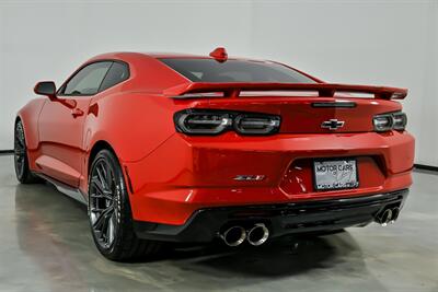 2022 Chevrolet Camaro ZL1 - Photo 9 - Joliet, IL 60435