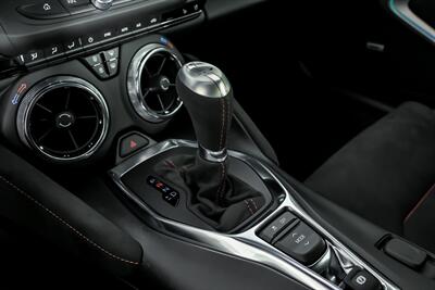 2022 Chevrolet Camaro ZL1 - Photo 34 - Joliet, IL 60435