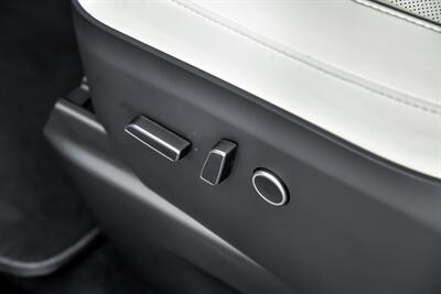 2023 Tesla Model X Plaid   - Photo 26 - Joliet, IL 60435