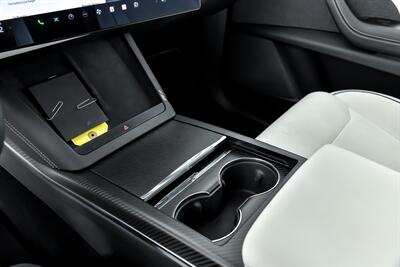 2023 Tesla Model X Plaid   - Photo 41 - Joliet, IL 60435