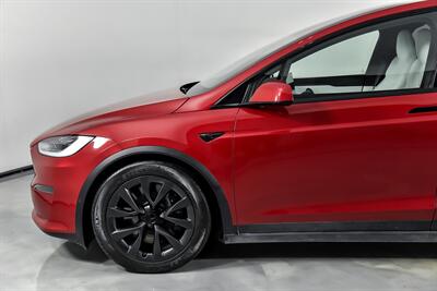 2023 Tesla Model X Plaid   - Photo 7 - Joliet, IL 60435