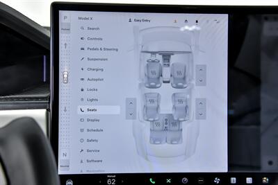 2023 Tesla Model X Plaid   - Photo 39 - Joliet, IL 60435