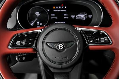 2023 Bentley Bentayga EWB V8   - Photo 31 - Joliet, IL 60435