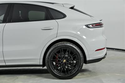 2024 Porsche Cayenne S Coupe   - Photo 9 - Joliet, IL 60435