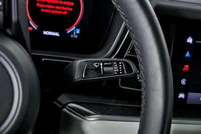 2024 Porsche Cayenne S Coupe   - Photo 32 - Joliet, IL 60435