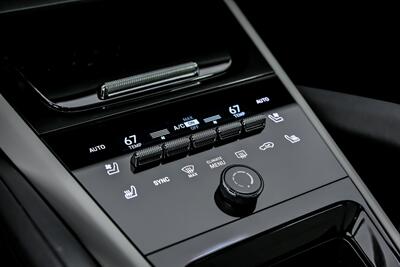 2024 Porsche Cayenne S Coupe   - Photo 39 - Joliet, IL 60435