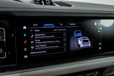 2024 Porsche Cayenne S Coupe   - Photo 36 - Joliet, IL 60435