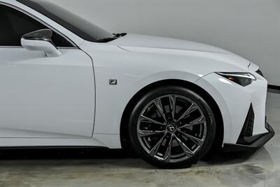 2022 Lexus IS 350 F SPORT   - Photo 15 - Joliet, IL 60435