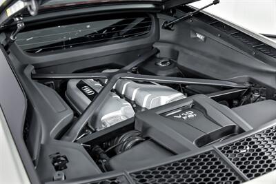 2018 Audi R8 5.2 V10 RWS   - Photo 20 - Joliet, IL 60435