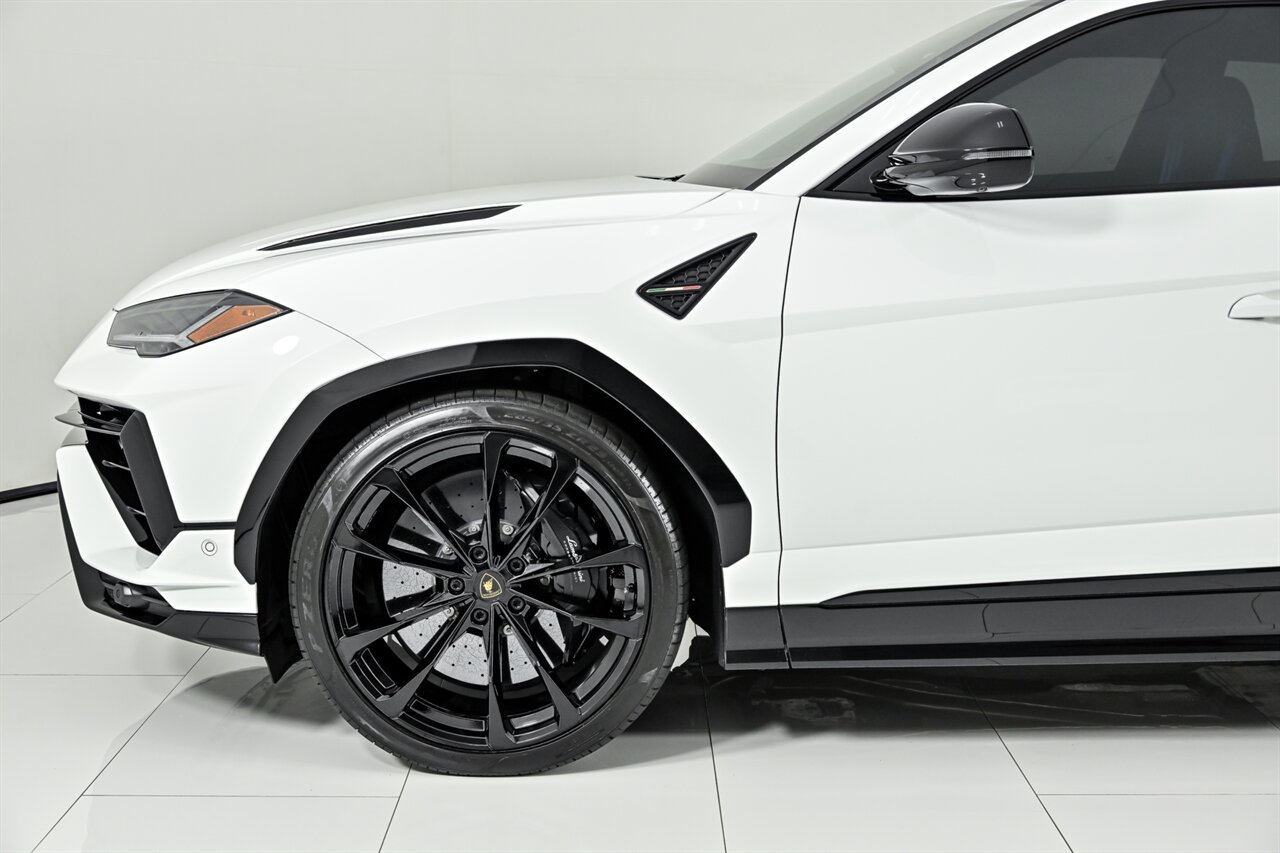 2024 Lamborghini Urus S - Photo 9