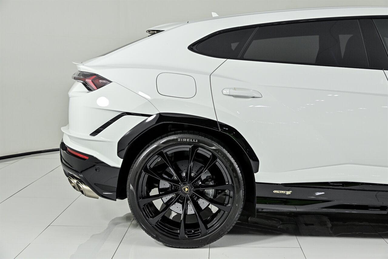 2024 Lamborghini Urus S - Photo 17