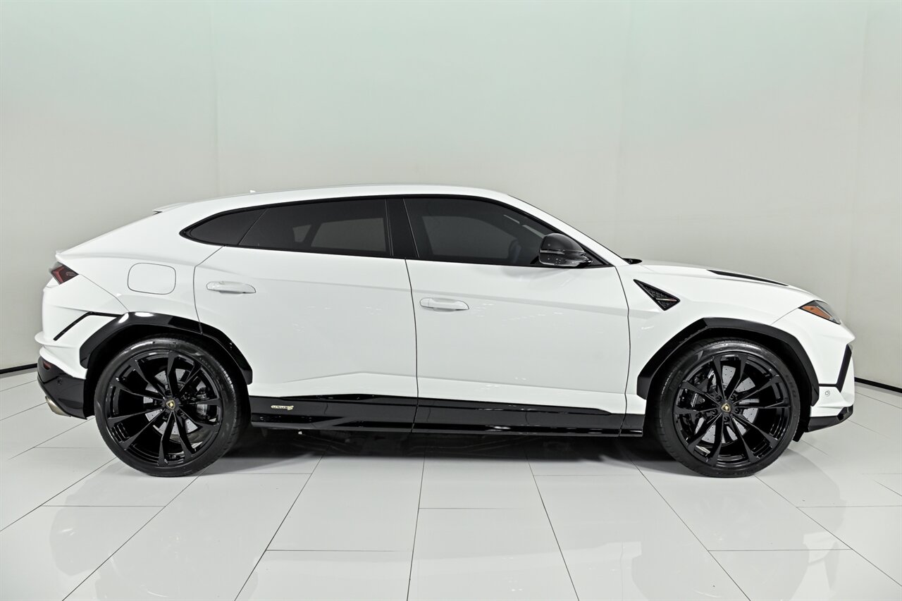 2024 Lamborghini Urus S - Photo 18