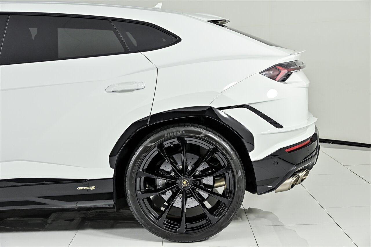 2024 Lamborghini Urus S - Photo 11