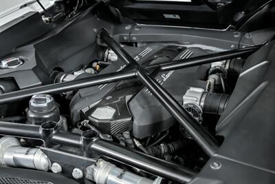 2015 Lamborghini Aventador LP 700-4-ROADSTER!   - Photo 17 - Joliet, IL 60435