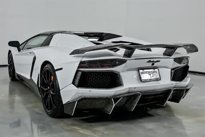 2015 Lamborghini Aventador LP 700-4-ROADSTER!   - Photo 11 - Joliet, IL 60435