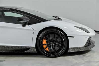 2015 Lamborghini Aventador LP 700-4-ROADSTER!   - Photo 16 - Joliet, IL 60435
