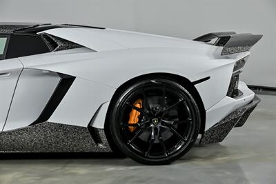2015 Lamborghini Aventador LP 700-4-ROADSTER!   - Photo 10 - Joliet, IL 60435