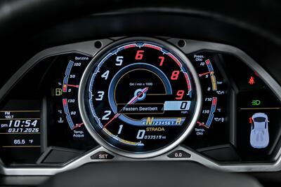 2015 Lamborghini Aventador LP 700-4-ROADSTER!   - Photo 28 - Joliet, IL 60435