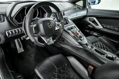 2015 Lamborghini Aventador LP 700-4-ROADSTER!   - Photo 25 - Joliet, IL 60435