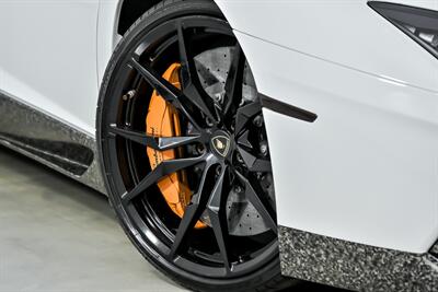 2015 Lamborghini Aventador LP 700-4-ROADSTER!   - Photo 5 - Joliet, IL 60435