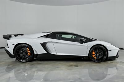 2015 Lamborghini Aventador LP 700-4-ROADSTER!   - Photo 14 - Joliet, IL 60435