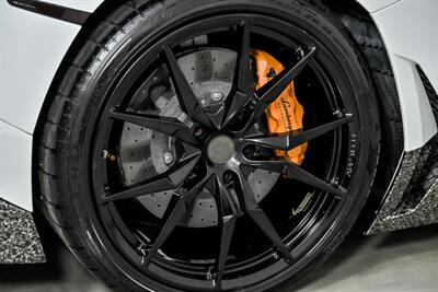 2015 Lamborghini Aventador LP 700-4-ROADSTER!   - Photo 19 - Joliet, IL 60435