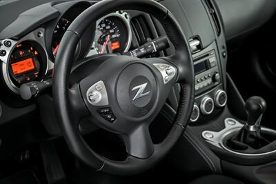 2020 Nissan 370Z Sport   - Photo 23 - Joliet, IL 60435