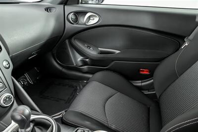 2020 Nissan 370Z Sport   - Photo 36 - Joliet, IL 60435