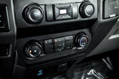 2021 Ford F-350 Super Duty XL   - Photo 33 - Joliet, IL 60435